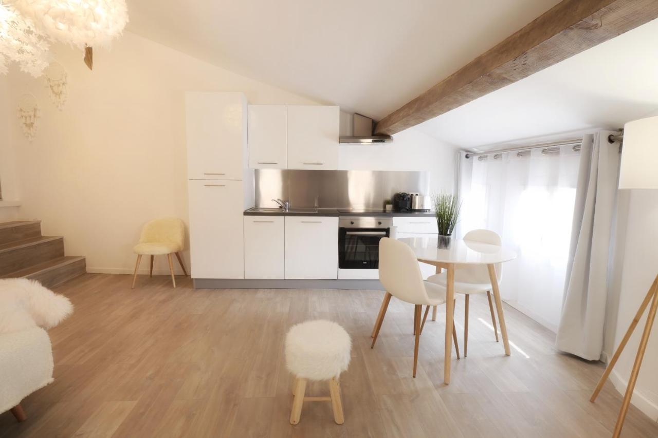 Appartements Premium En Hyper Centre Ville Brignoles Exterior photo